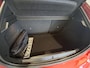 Peugeot 208 1.2 PureTech GT Pack | Navigatie/Android/Apple Carplay | LM Velgen 17" | Panoramadak | Afneembare Trekhaak | Voorstoelen Verwarmd + Massagefunctie | Achteruitrijcamera | Cruise Control Adaptief | Airco |