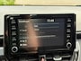 Toyota Corolla 1.8 Hybrid Two-Tone | Carplay/Android, Navi, Camera, Cruise, 18'' LMV, Climate, Licht/Regens. | Dealeronderhouden |