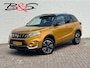 Suzuki Vitara 1.5 Hybrid Style Trekhaak Panorama dak Camera Adaptieve cruise Keyless Clima