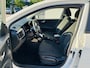 Kia Stonic 1.0 T-GDi MHEV DynamicPlusLine NW geleverd & Onderhouden | Clima | Cruise | Camera | Keyless | Privacyglass | DAB+