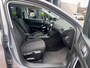 Peugeot 308 SW 1.2 PureTech Blue Lease Executive | Trekhaak | Panoramadak | Distributieriem vervangen | NL-auto
