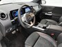 Mercedes-Benz B-klasse 180 Business Solution AMG | Stoelverwarming | AMG Line | Cruise Control | Inclusief 24 maanden Mercedes-Benz Certified garantie voor Europa.