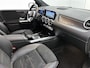 Mercedes-Benz B-klasse 180 Business Solution AMG | Stoelverwarming | AMG Line | Cruise Control | Inclusief 24 maanden Mercedes-Benz Certified garantie voor Europa.