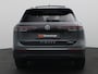 Volkswagen Tiguan 1.5 eHybrid Life Edition 204PK DSG Panoramadak, Trekhaak, 360gr. Camera, Zwarte hemelbekleding, 18" LM Velgen, Navi via Apple Carplay/Android Auto, Keyless, Elektr. Achterklep, Side Assist