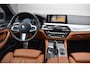 BMW 5-Serie Touring 520i 184PK AUT8 M-SPORT ORG.NED / PANORAMADAK / 360 CAMERA / 20INCH / HEAD-UP / NAP / CARPLAY