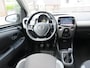 Toyota Aygo 1.0 VVT-i x-clusiv * Rijklaarprijs incl. garantie * Airco * Camera * Lichtmetalen velgen * Mistlampen * Carplay Android *