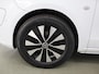 Mercedes-Benz eVito eVito | XL L3 | 90 kWh | 3-ZITS | LED KOPLAMPEN | 3-ZITS | PARKEERCAMERA | NAVIGATIE | CLIMATE CONTROL | STOELVERWARMING | CERTIFIED