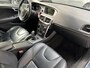 Volvo V40 1.6 T3 Momentum Leder, Navi+Camera, Bluetooth..