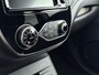 Renault Captur 0.9 TCe Intens 90Pk | Navigatie | Apple & Android Carplay | Achteruitrijcamera | Parkeersensoren Voor en Achter | Parkeersysteem | Cruise Control | Electronische Climate Control | 17" Lichtmetalen Velgen |