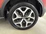Renault Captur 0.9 TCe Intens 90Pk | Navigatie | Apple & Android Carplay | Achteruitrijcamera | Parkeersensoren Voor en Achter | Parkeersysteem | Cruise Control | Electronische Climate Control | 17" Lichtmetalen Velgen |