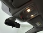 Renault Captur 0.9 TCe Intens 90Pk | Navigatie | Apple & Android Carplay | Achteruitrijcamera | Parkeersensoren Voor en Achter | Parkeersysteem | Cruise Control | Electronische Climate Control | 17" Lichtmetalen Velgen |