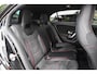 Mercedes-Benz A-klasse 200 Business Solution AMG Upgrade Aut. Camera Stoelverwarming Xenon/LED 18"LMV