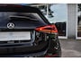 Mercedes-Benz A-klasse 200 Business Solution AMG Upgrade Aut. Camera Stoelverwarming Xenon/LED 18"LMV