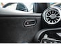 Mercedes-Benz A-klasse 200 Business Solution AMG Upgrade Aut. Camera Stoelverwarming Xenon/LED 18"LMV