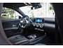 Mercedes-Benz A-klasse 200 Business Solution AMG Upgrade Aut. Camera Stoelverwarming Xenon/LED 18"LMV