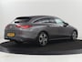 Mercedes-Benz CLA Shooting Brake 180 Business Solution Luxury Trekhaak| Carplay | DAB | Parkeersensoren | Camera | Navigatie | Sfeerverlichting | Adaptive cruise | LM