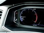 Volkswagen T-Roc 1.0 TSI Style | Camera | Adaptieve Cruise Control | Climate Control | Navigatie |