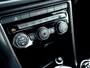 Volkswagen T-Roc 1.0 TSI Style | Camera | Adaptieve Cruise Control | Climate Control | Navigatie |