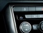 Volkswagen T-Roc 1.0 TSI Style | Camera | Adaptieve Cruise Control | Climate Control | Navigatie |