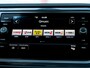 Volkswagen T-Roc 1.0 TSI Style | Camera | Adaptieve Cruise Control | Climate Control | Navigatie |