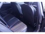 Volkswagen T-Roc 1.5 eTsi R-Line First Edition IQ.light Apple Carplay Black style Stoel-/stuur verwarming 19 Inch Camera R-Line interieur