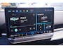 Volkswagen T-Roc 1.5 eTsi R-Line First Edition IQ.light Apple Carplay Black style Stoel-/stuur verwarming 19 Inch Camera R-Line interieur
