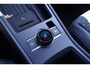 Volkswagen T-Roc 1.5 eTsi R-Line First Edition IQ.light Apple Carplay Black style Stoel-/stuur verwarming 19 Inch Camera R-Line interieur