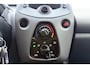 Peugeot 108 1.0 e-VTi Active Airco | USB l Bluetooth l FM Radio | Climate control | Hill hold | Lederen stuurwiel | Centrale deurvergrendeling | Elektrische raambediening