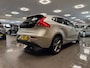 Volvo V40 2.0 T3 Nordic+ * Dealer onderhouden / Navigatie / LED / Stoelverwarming / NL Auto *