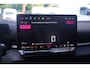 Volkswagen T-Roc R-Line First Edition IQ.light Apple Carplay Black style Stoel-/stuur verwarming 19 Inch Camera R-Line interieur