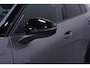 Volkswagen T-Roc R-Line First Edition IQ.light Apple Carplay Black style Stoel-/stuur verwarming 19 Inch Camera R-Line interieur