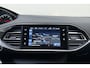 Peugeot 308 SW 1.2 e-THP Active | Trekhaak | Cruise control | Climate control | Stuurbediening | Navigatie | Parkeersensoren | Bell-functie | Hill-hold | 16" lichtmetalen velgen
