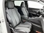 Peugeot 5008 1.2 130pk Blue Lease Allure Automaat | Trekhaak | Elektrische Klep | Navigatie | Climate Control | Cruise Control | LED | 19"LMV | Dodehoekdetectie | Keyless Entry/Start |