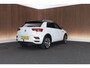 Volkswagen T-Roc 1.5 TSI 150pk DSG 2x R-Line Trekhaak Camera Stoelverwarming Beats Panoramadak Navigatie