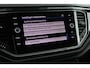 Volkswagen T-Roc 1.5 TSI 150pk DSG 2x R-Line Trekhaak Camera Stoelverwarming Beats Panoramadak Navigatie