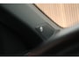 Volkswagen T-Roc 1.5 TSI 150pk DSG 2x R-Line Trekhaak Camera Stoelverwarming Beats Panoramadak Navigatie
