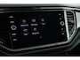 Volkswagen T-Roc 1.5 TSI 150pk DSG 2x R-Line Trekhaak Camera Stoelverwarming Beats Panoramadak Navigatie