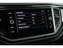 Volkswagen T-Roc 1.5 TSI 150pk DSG 2x R-Line Trekhaak Camera Stoelverwarming Beats Panoramadak Navigatie