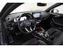 Audi A4 AVANT 40TFSI Sport S line black edition Aut. [ Pano Trekhaak Apple / Android Stoelverwarming Navi ]