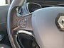 Renault Captur 0.9 TCe Dynamique | Trekhaak | All season banden | Navigatie | Achteruit rij camera | Climate control