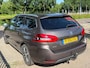 Peugeot 308 SW 1.2 e-THP Allure 1e eigenaar dealer onderhouden trekhaak navigatie cruis control panorama dak