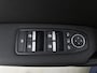Renault Captur 1.0 90pk Intens | Trekhaak | Climate Control | Navigatie | Cruise Control | Parkeersensoren Voor + Achter | Trekhaak | LED Koplapmen | Keyless Entry/Start | 17" Lichtmetalen Velgen | Apple Carplay/Android Auto |
