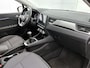 Renault Captur 1.0 90pk Intens | Trekhaak | Climate Control | Navigatie | Cruise Control | Parkeersensoren Voor + Achter | Trekhaak | LED Koplapmen | Keyless Entry/Start | 17" Lichtmetalen Velgen | Apple Carplay/Android Auto |