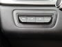 Renault Captur 1.0 90pk Intens | Trekhaak | Climate Control | Navigatie | Cruise Control | Parkeersensoren Voor + Achter | Trekhaak | LED Koplapmen | Keyless Entry/Start | 17" Lichtmetalen Velgen | Apple Carplay/Android Auto |