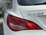 Mercedes-Benz CLA Shooting Brake 180 | AMG Velgen 18 inch | Cruise Control | Wegklapbare Trekhaak | Carplay | Half Lederen stoelen |