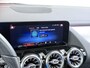 Mercedes-Benz B-klasse 250 e Business Solution AMG Limited VAN: 29.900,- VOOR: 26.877,- UW HERFSTVOORDEEL: 3.023,- PANORAMA DAK | 360 CAMERA | SFEER VERLICHTING | ADAPTIEF CRUISE CONTROL | MEMORY OP STOEL | HEAD-UP DISPLAY | 12 MND BOVAG GARANTIE |