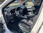 Mercedes-Benz B-klasse 250 e Business Solution AMG Limited VAN: 30.900,- VOOR: 28.877,- UW WKVOORDEEL: 2.23- | PANORAMA DAK | 360 CAMERA | SFEER VERLICHTING | ADAPTIEF CRUISE CONTROL | MEMORY OP STOEL | HEAD-UP DISPLAY | 12 MND BOVAG GARANTIE |