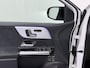 Mercedes-Benz B-klasse 250 e Business Solution AMG Limited VAN: 29.900,- VOOR: 26.877,- UW HERFSTVOORDEEL: 3.023,- PANORAMA DAK | 360 CAMERA | SFEER VERLICHTING | ADAPTIEF CRUISE CONTROL | MEMORY OP STOEL | HEAD-UP DISPLAY | 12 MND BOVAG GARANTIE |