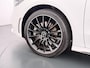 Mercedes-Benz B-klasse 250 e Business Solution AMG Limited VAN: 29.900,- VOOR: 26.877,- UW HERFSTVOORDEEL: 3.023,- PANORAMA DAK | 360 CAMERA | SFEER VERLICHTING | ADAPTIEF CRUISE CONTROL | MEMORY OP STOEL | HEAD-UP DISPLAY | 12 MND BOVAG GARANTIE |