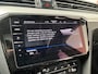 Volkswagen Passat Variant 1.4 TSI PHEV GTE / AUTOMAAT/ PANO/ TREKHAAK/ STANDKACHEL/ ACC/ MASSAGE/ APP-CONNECT/ STUUR+STOELVERWARM./ PARK.SENSOR.+CAMERA/ ELEK.ACHTERKLEP/ HEAD-UP/ KEYLESS/ DODEHOEK/ NAVI/ 18'' LMV